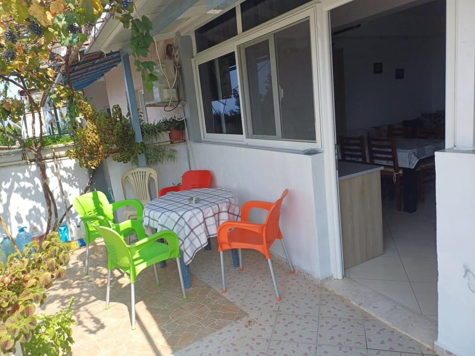 Sssss Apartment in Vlorë County, Albania