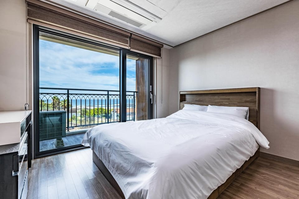 Balcony/Terrace, Photo of the whole room, Sea view