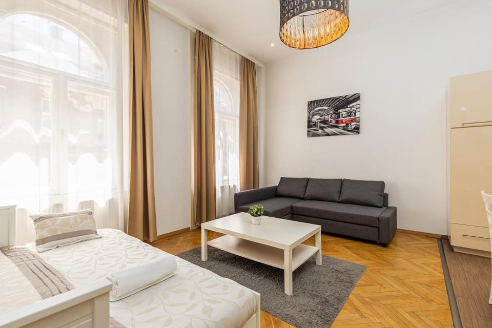 Real Apartments Révay Apartment in Budapest