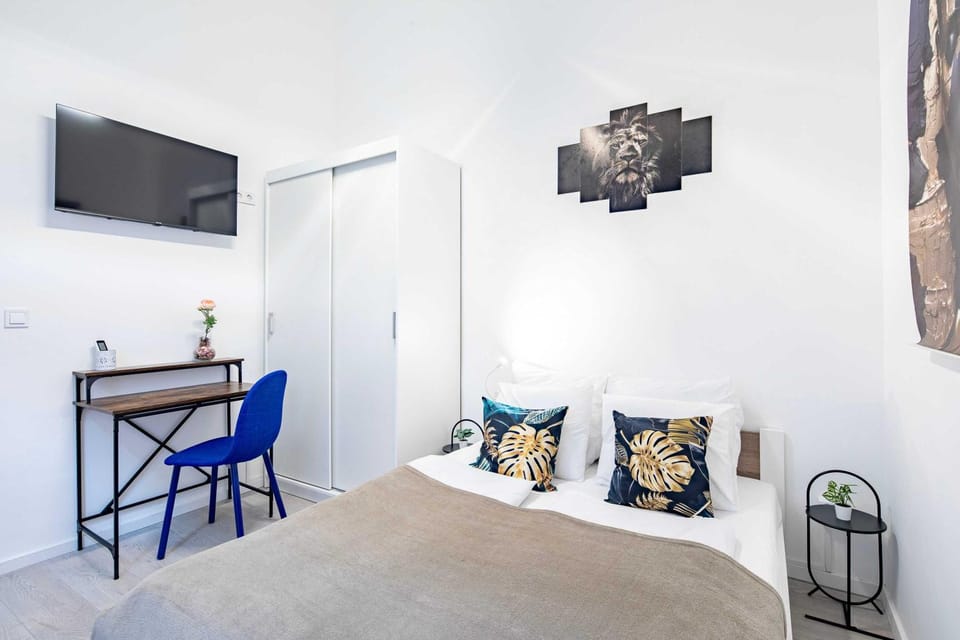 Central Comfort with a Chic Touch Apartment in Budapest