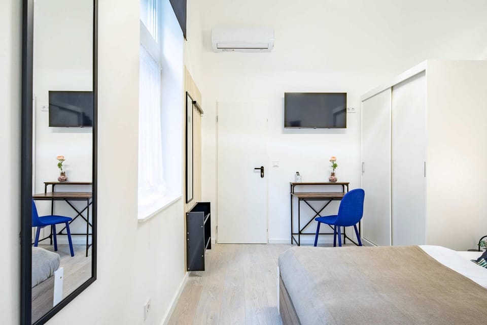 Central Comfort with a Chic Touch Apartment in Budapest