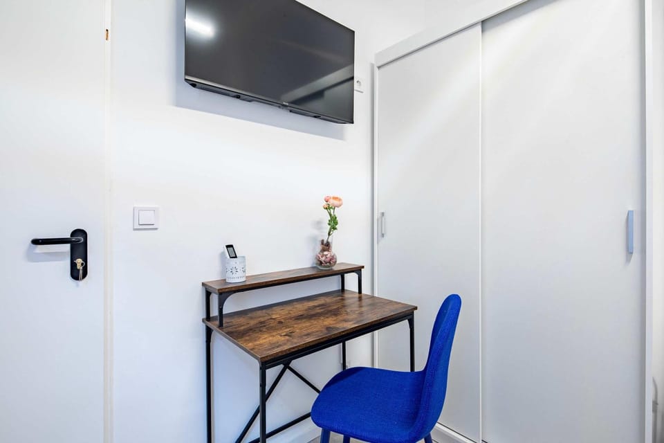 Central Comfort with a Chic Touch Apartment in Budapest