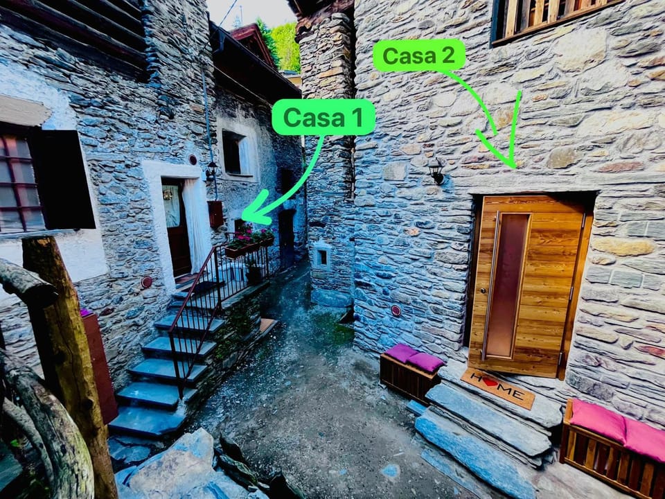 Property building, Text overlay