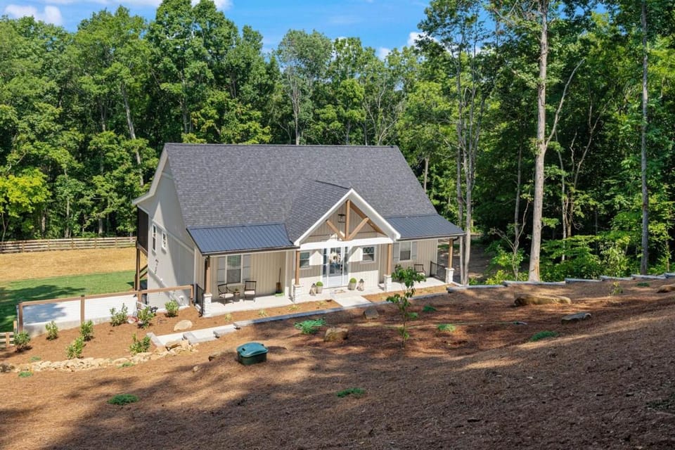 Conoloway Bay Getaway House in Nolin Lake