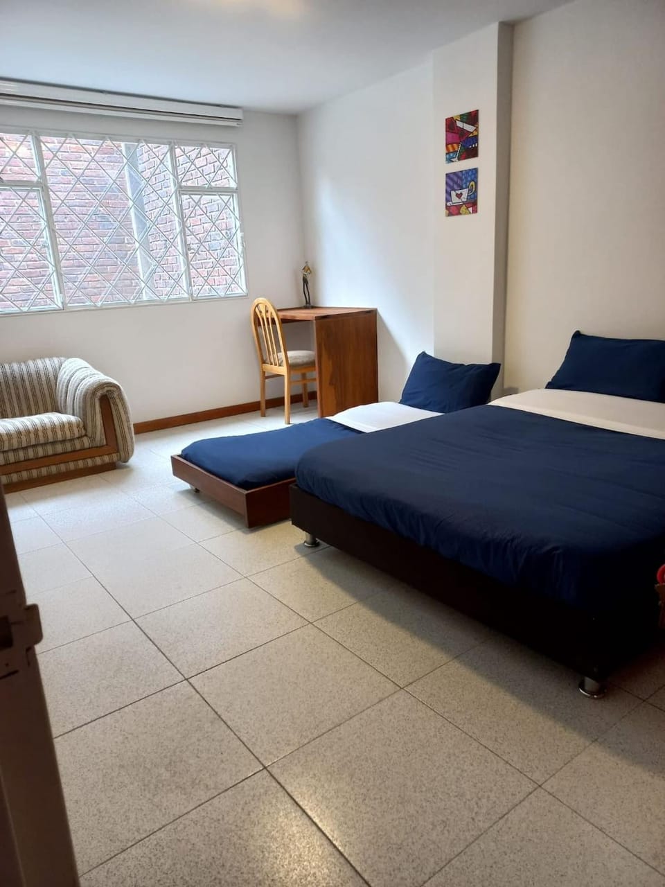 Peaceful Guest Room in Central Bogot Bed and Breakfast in Bogota