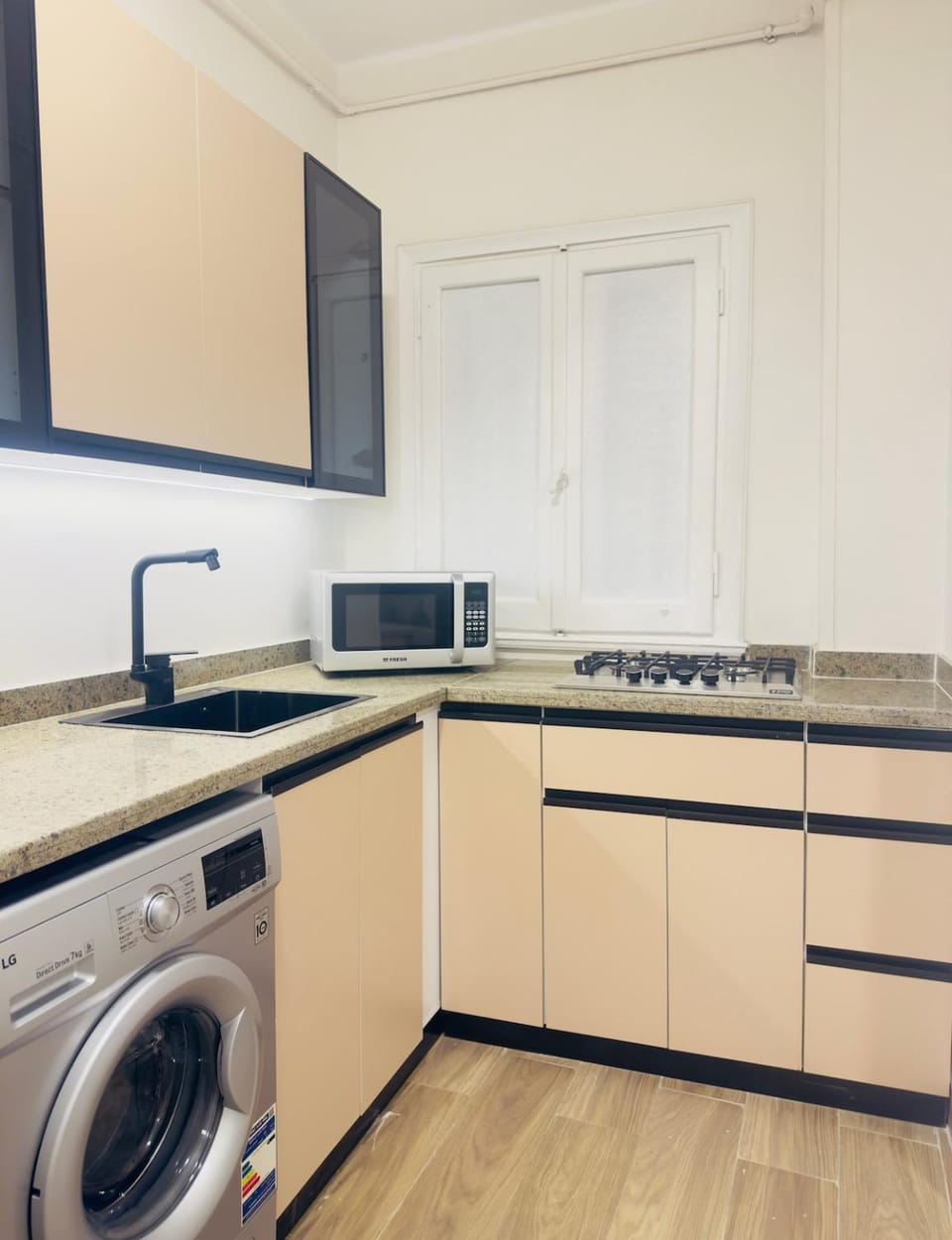 Kitchen or kitchenette, dishwasher, minibar, oven, pet friendly, stove, toaster, washing machine, dryer