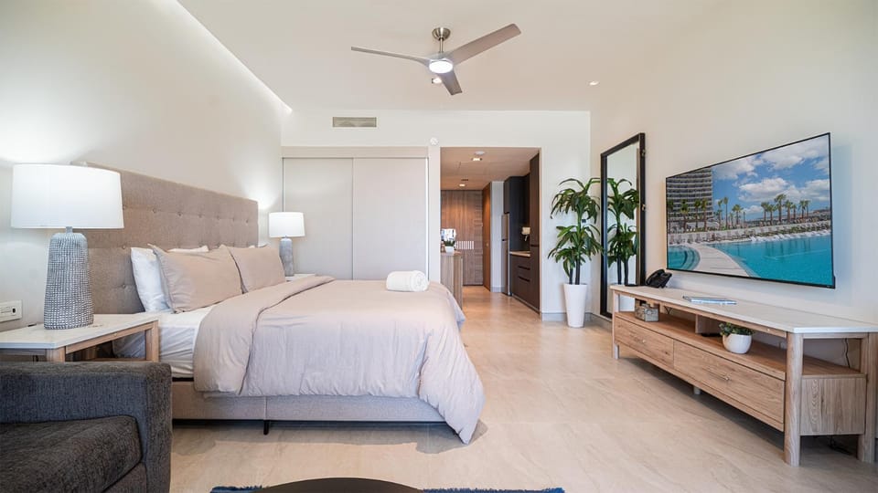 Bed, TV and multimedia