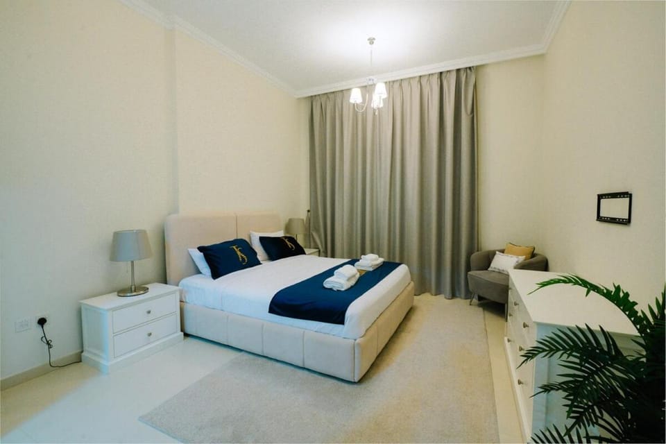 Dunya Tower 1BR Heart of Dubai Downtown Apartment in Dubai