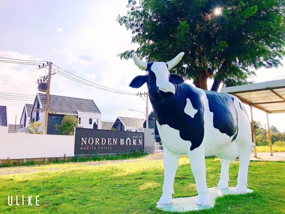 Nearby landmark