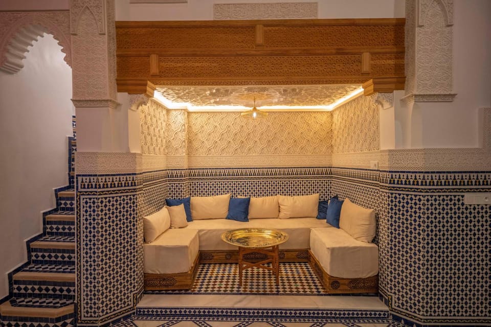 Living room, Lounge or bar, Seating area