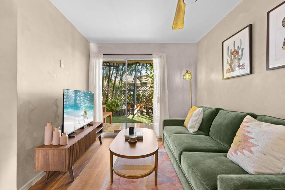 TV and multimedia, Living room, Photo of the whole room