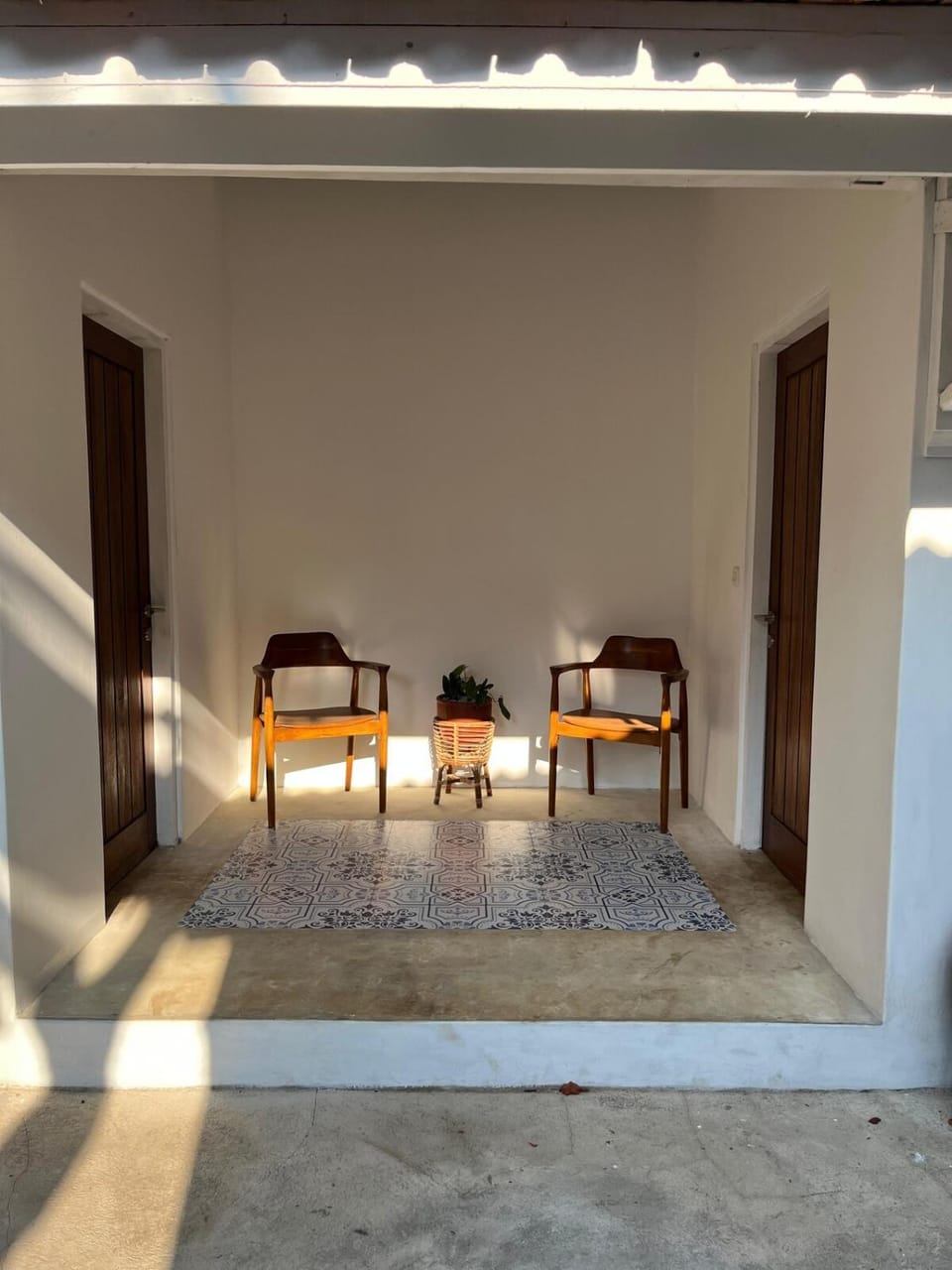 Patio, Day