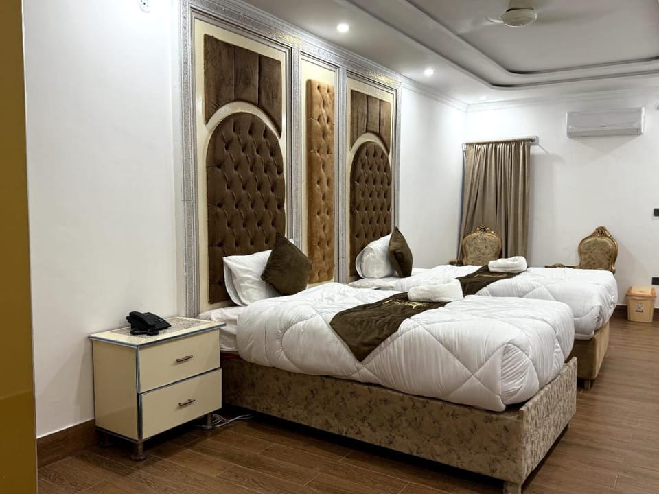 Grand Royal Hotel Hotel in Lahore
