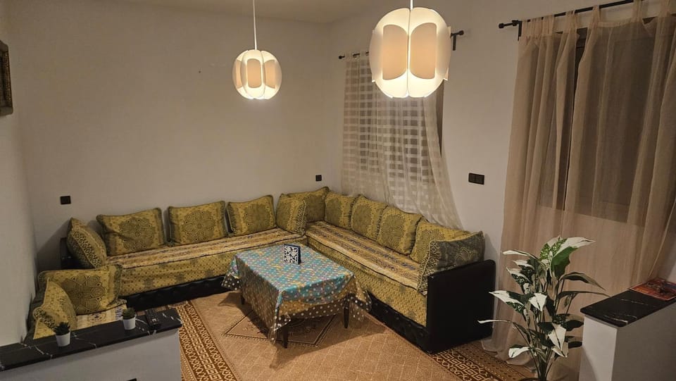 Al Mansouria Holiday Apartment Near Beach & Relaxation Apartment in Casablanca-Settat