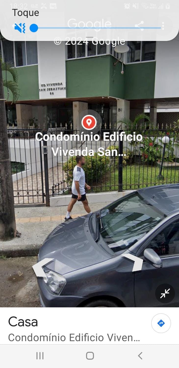 Day, Street view