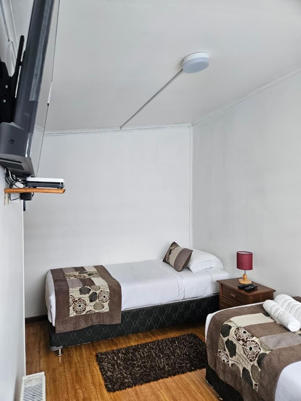 Hostal PATAGONICA Bed and Breakfast in Puerto Natales