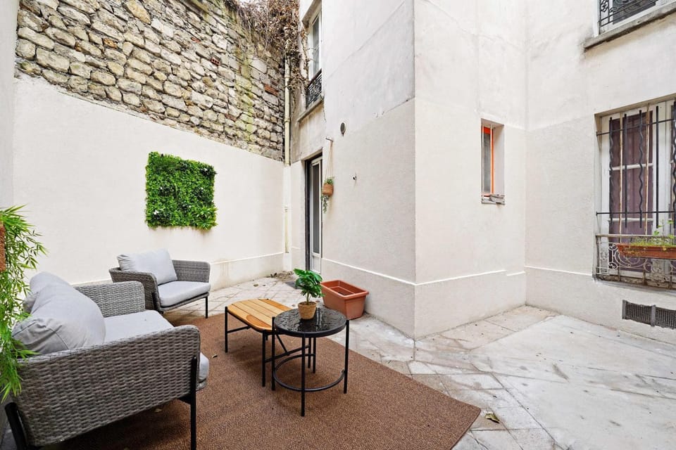 Patio, Day