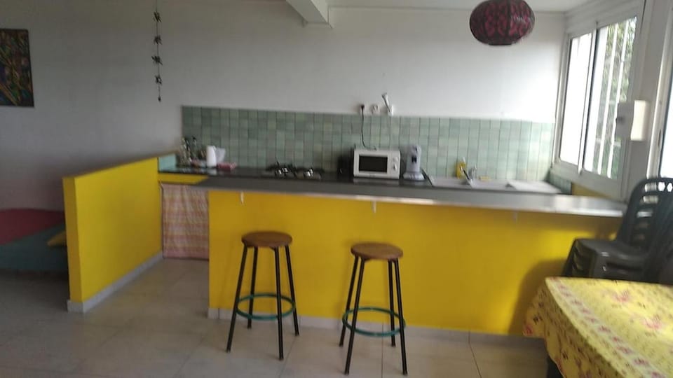 Grand studio 60m2, spa, terrasse, vue mer! Apartment in Réunion