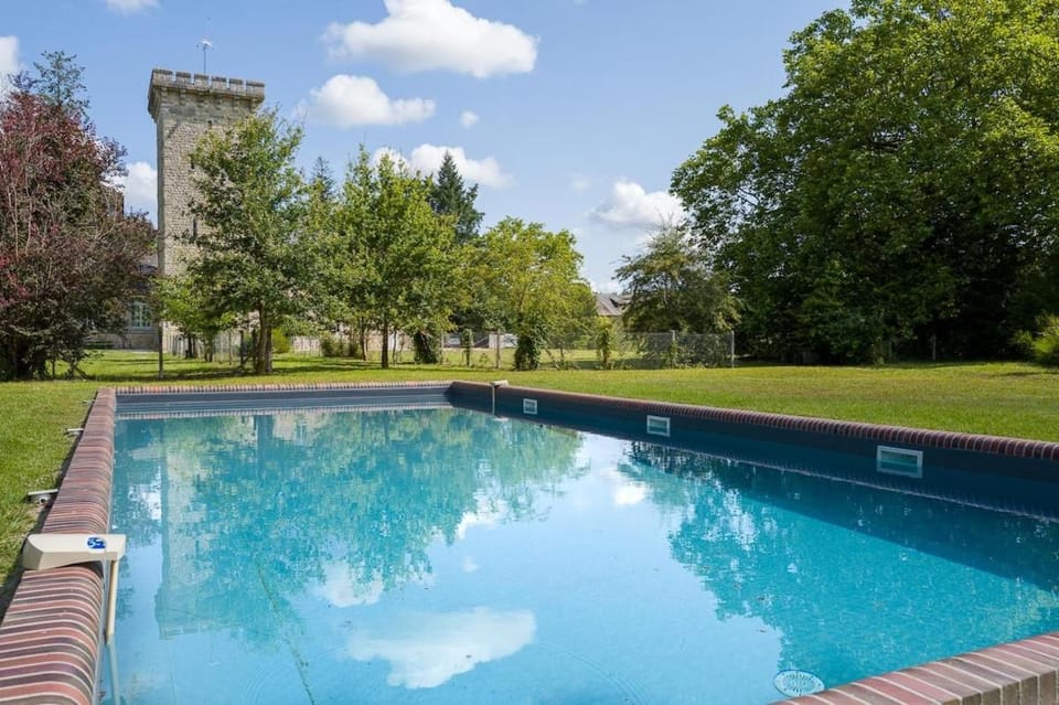 Tour du Bignon 30 beds 2 cottages 15 Villa in Centre-Val de Loire