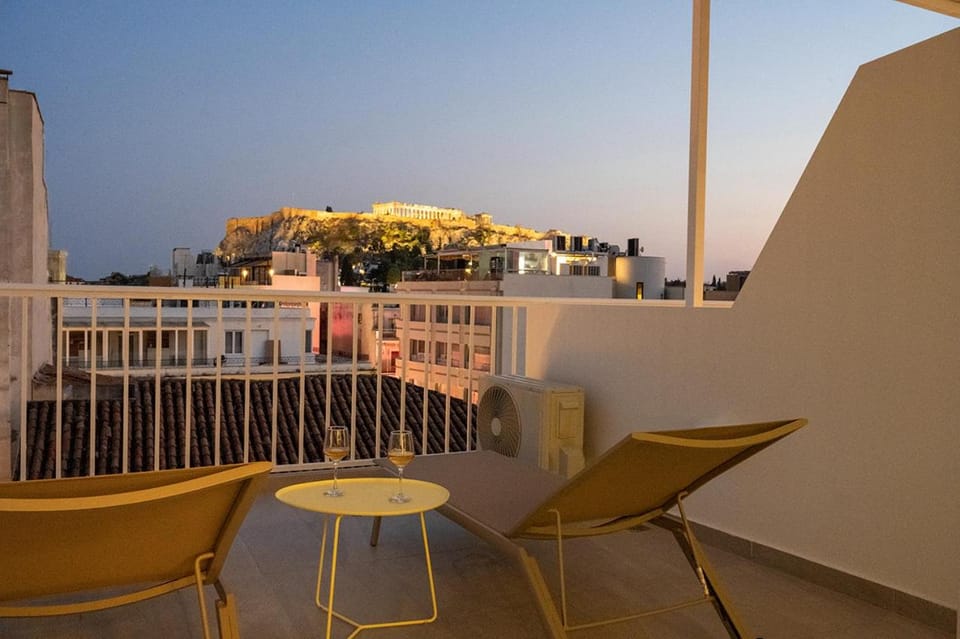 Acropolis View Luxury Apartments with Jacuzzi Apartment in Athens