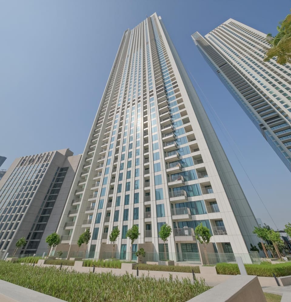 Property building, Day, City view