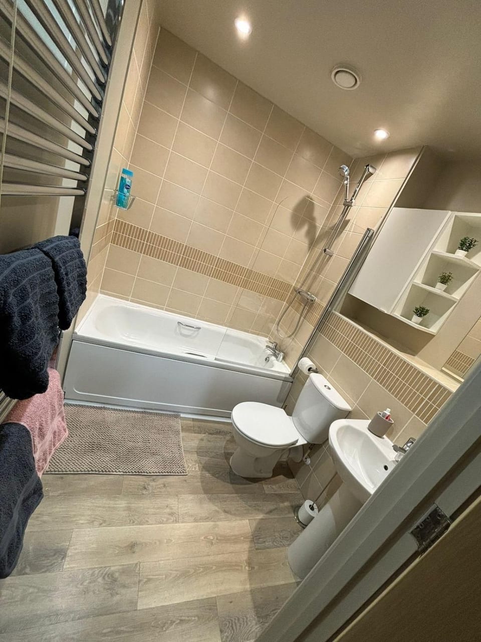 Central, Close to Theatre & Cruise Port, with free parking space! Apartment in Southampton