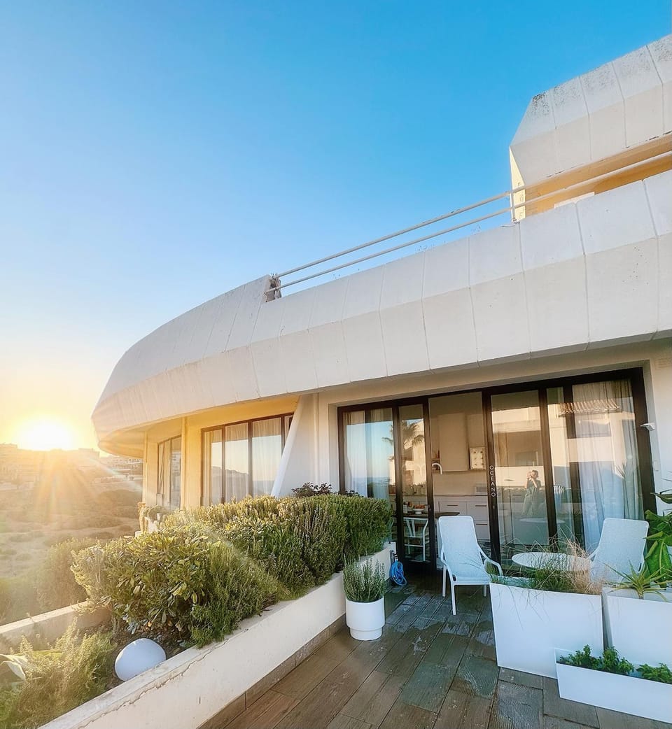 Property building, Balcony/Terrace, Garden view