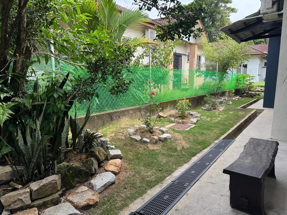 Homestay Kemaman - Berado D Kemuning House in Terengganu, Malaysia