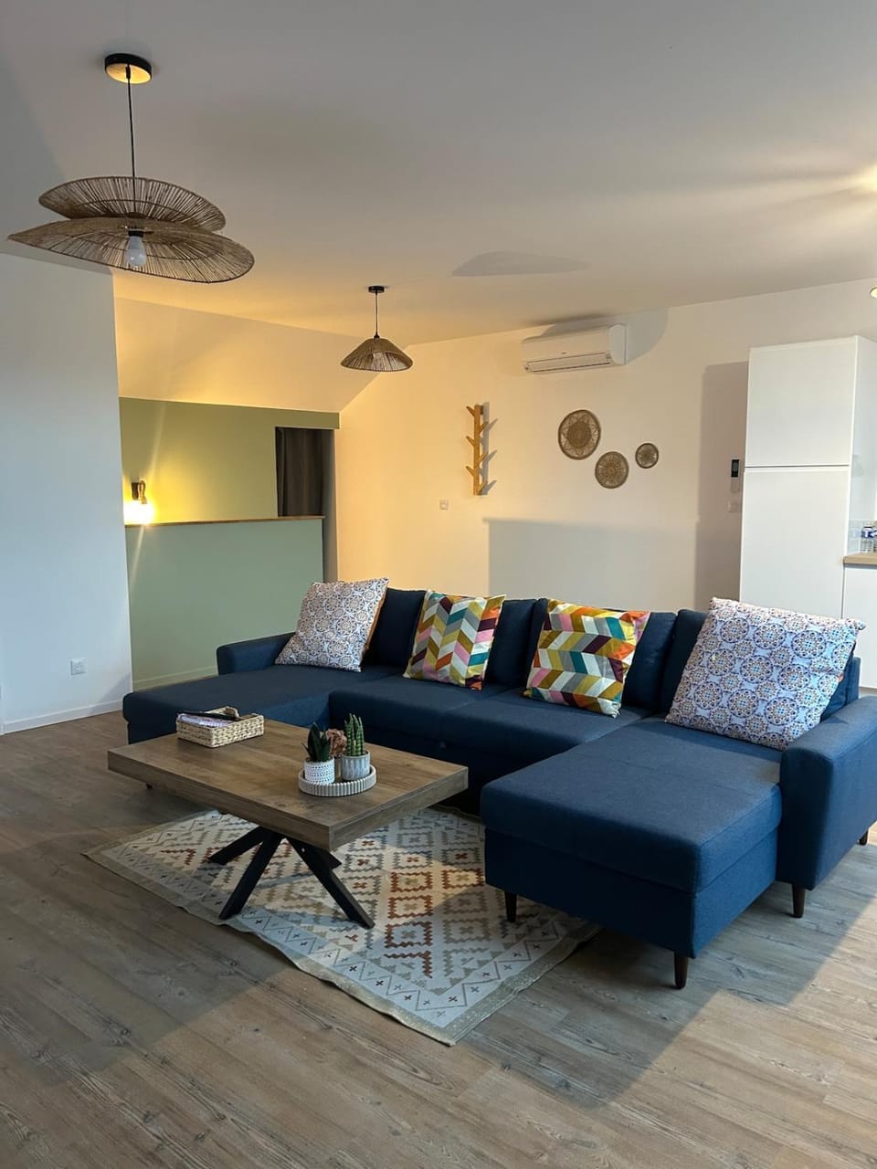 La bulle colorée Apartment in Normandy