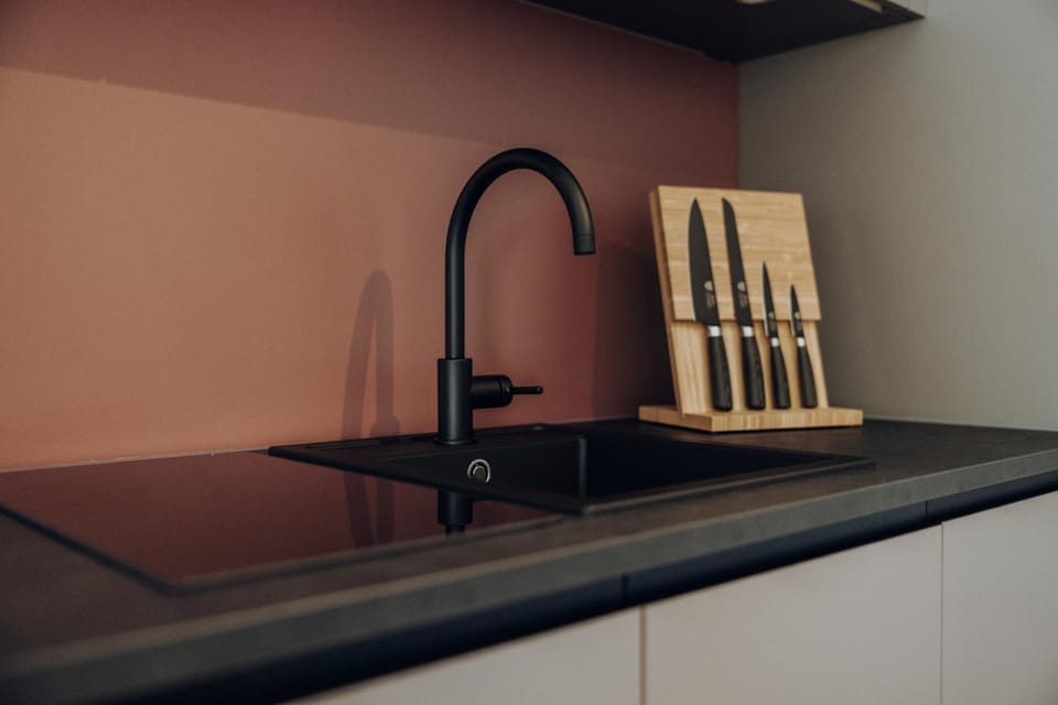 Kitchen or kitchenette, kitchen
