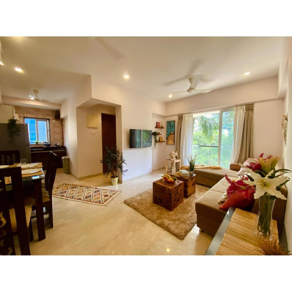 Communal lounge/ TV room, TV and multimedia, Living room, Seating area, Evening entertainment