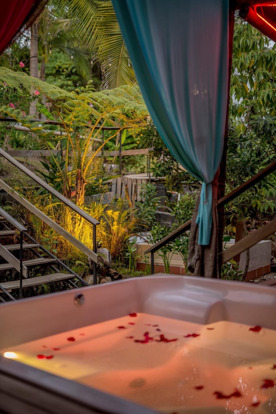 Day, Natural landscape, Hot Tub, Hot Tub, View (from property/room)