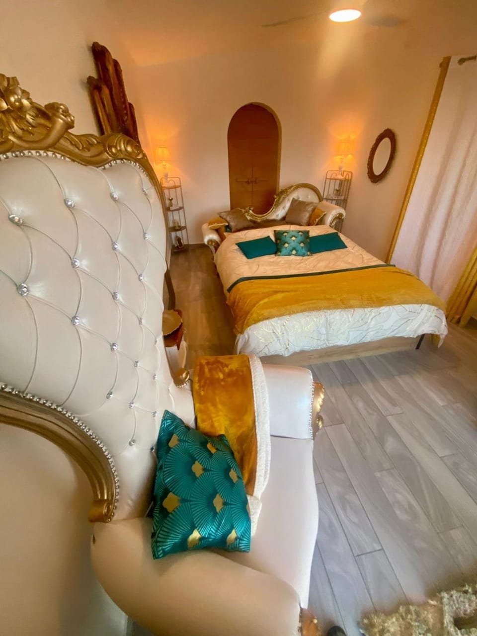 Photo of the whole room