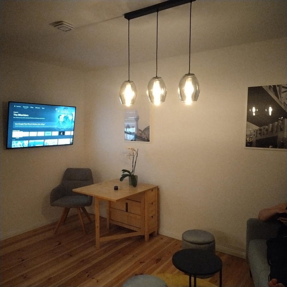 TV and multimedia, Dining area