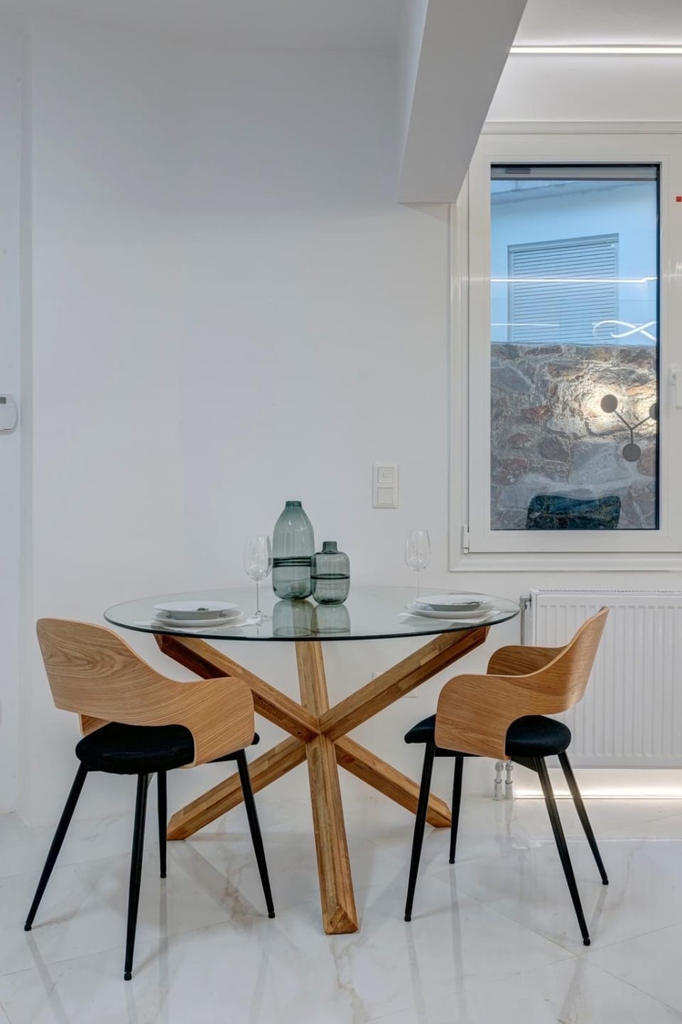 Seating area, Dining area