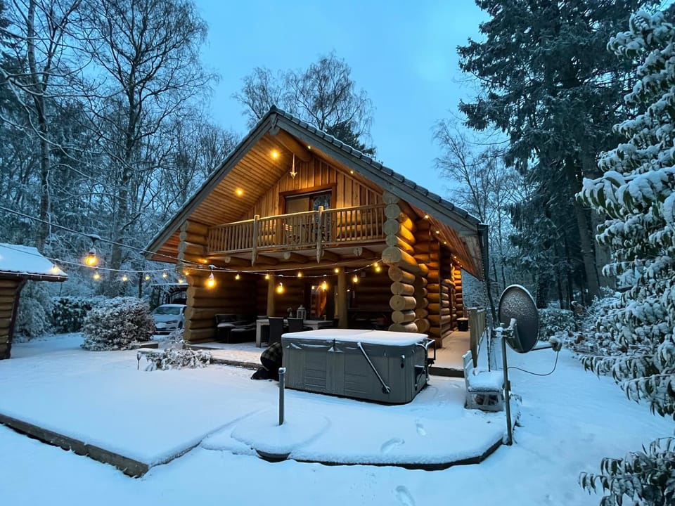 Property building, Winter