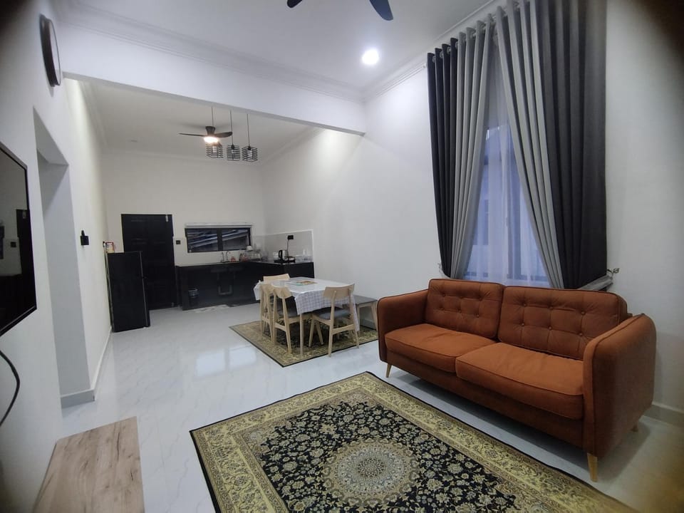 Aqilla Homestay Besut House in Besut