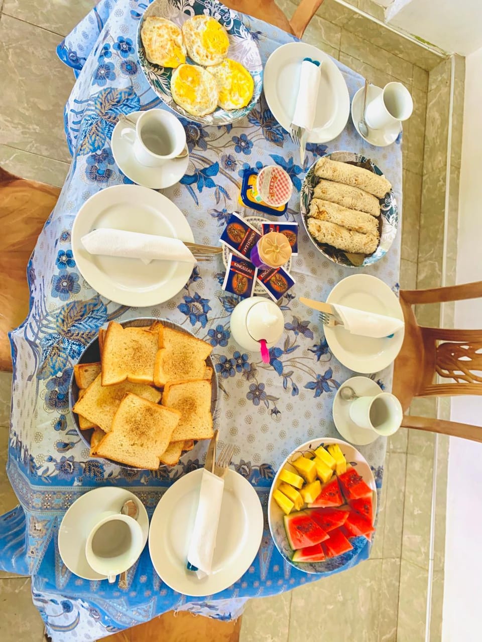 Breakfast, Continental breakfast