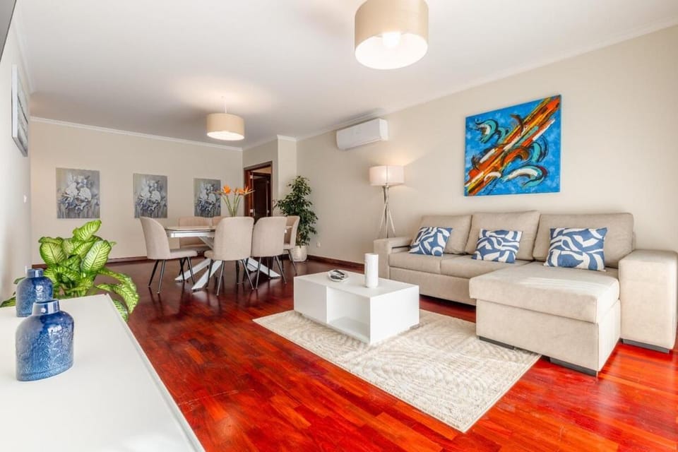 Suite Vista Mar Apartment in Funchal