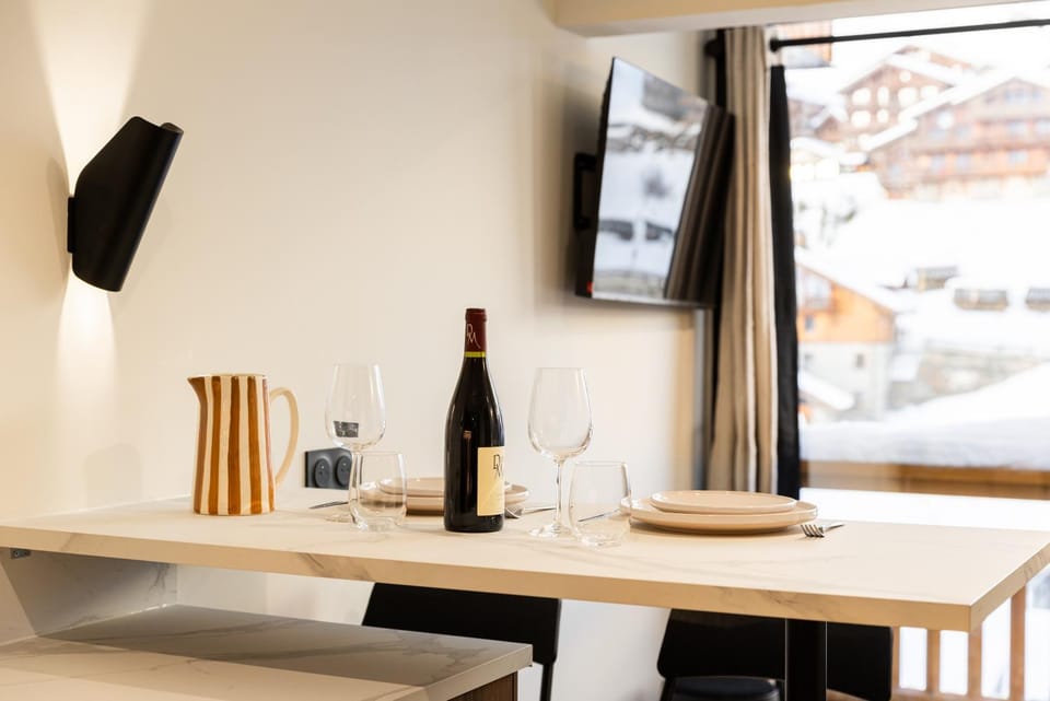 TV and multimedia, Dining area, Drinks, Alcoholic drinks