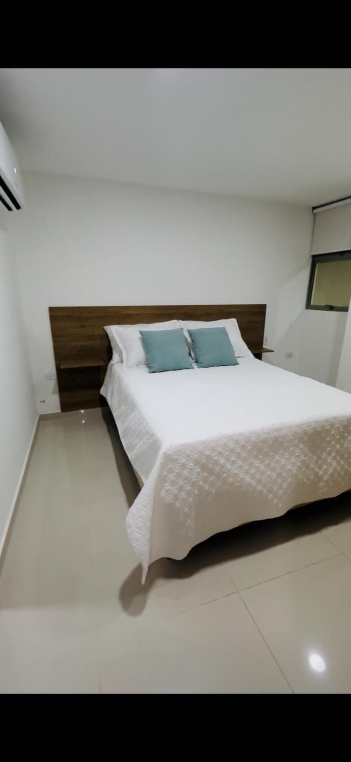 Bed, Photo of the whole room, Bedroom, air conditioner