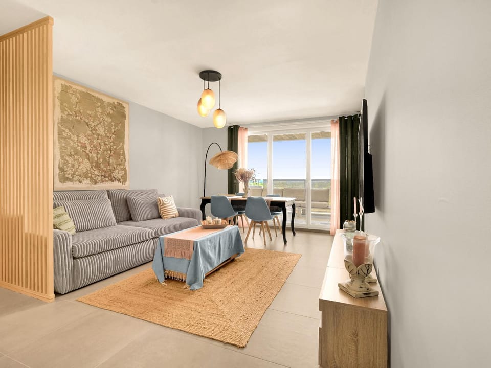 TV and multimedia, Living room, Dining area, internet, air conditioner