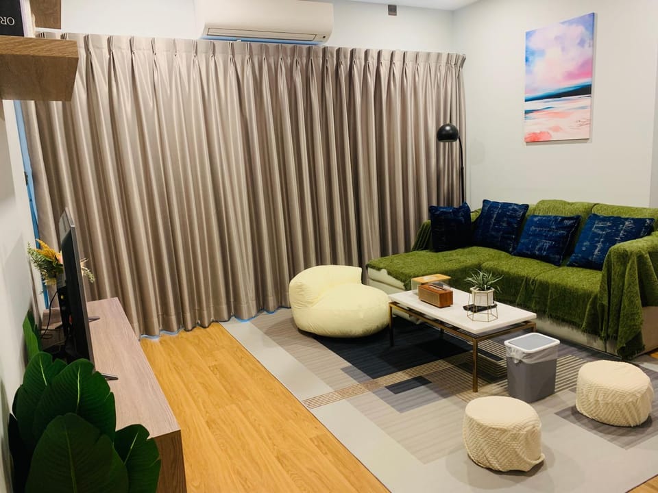 The Astra Sky River 100sqm 3bedrooms 2bathroom Infinity Pool Community Apartment in Chiang Mai