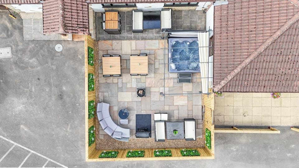 Property building, Patio