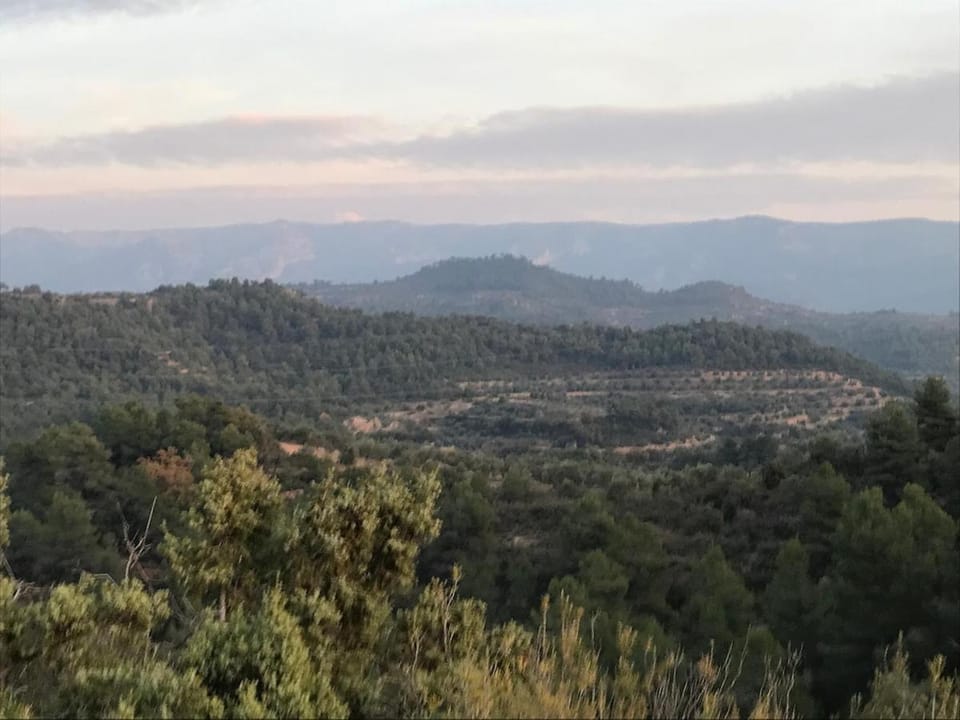 Casa a 5minutos de Margalef para escaladores o relax, House in Segrià