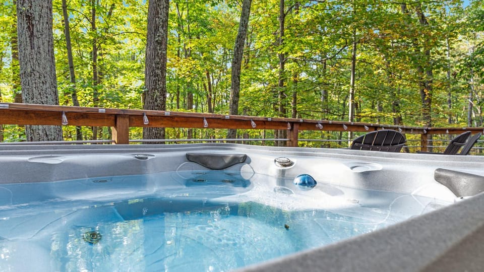 Patio, Natural landscape, Hot Tub