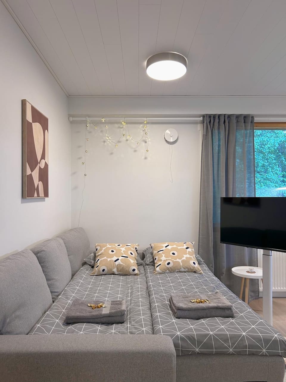 Starlit North Corner - Near Santa Claus Village Apartment in Rovaniemi