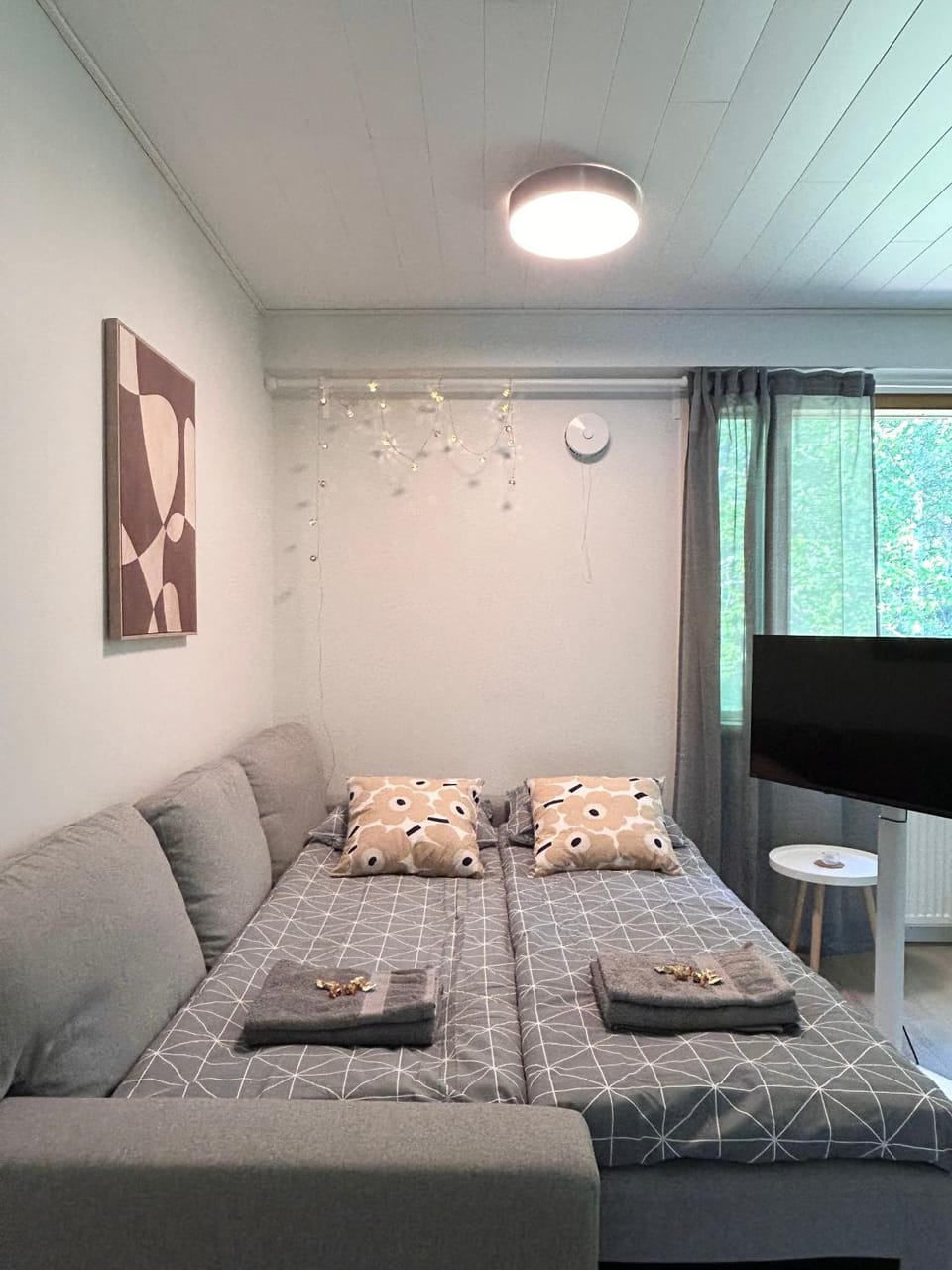 Starlit North Corner - Near Santa Claus Village Apartment in Rovaniemi