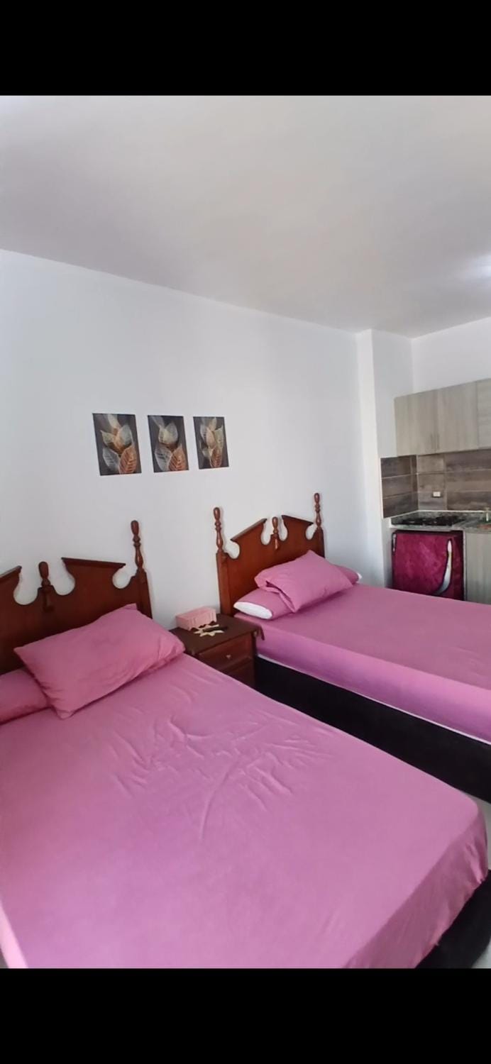 بالقرب من الجونه شاليه فندقي فاخر كومباوند طيبة فيو حي الوزراء Apartment in Hurghada