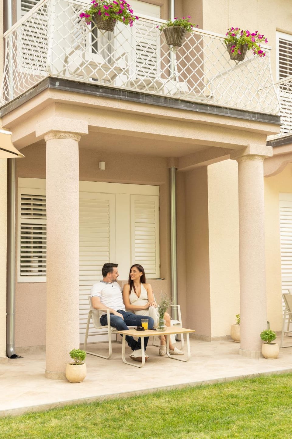 Property building, Patio, Day, People, Garden, Balcony/Terrace, Balcony/Terrace, Guests, Garden view, group of guests